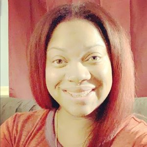 Meet your Posher, Zaundria